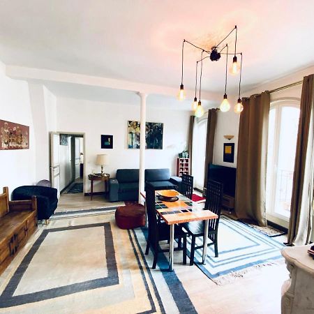 Romantic Apartment In ปารีส ภายนอก รูปภาพ