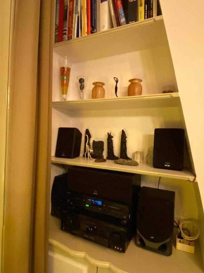 Romantic Apartment In ปารีส ภายนอก รูปภาพ