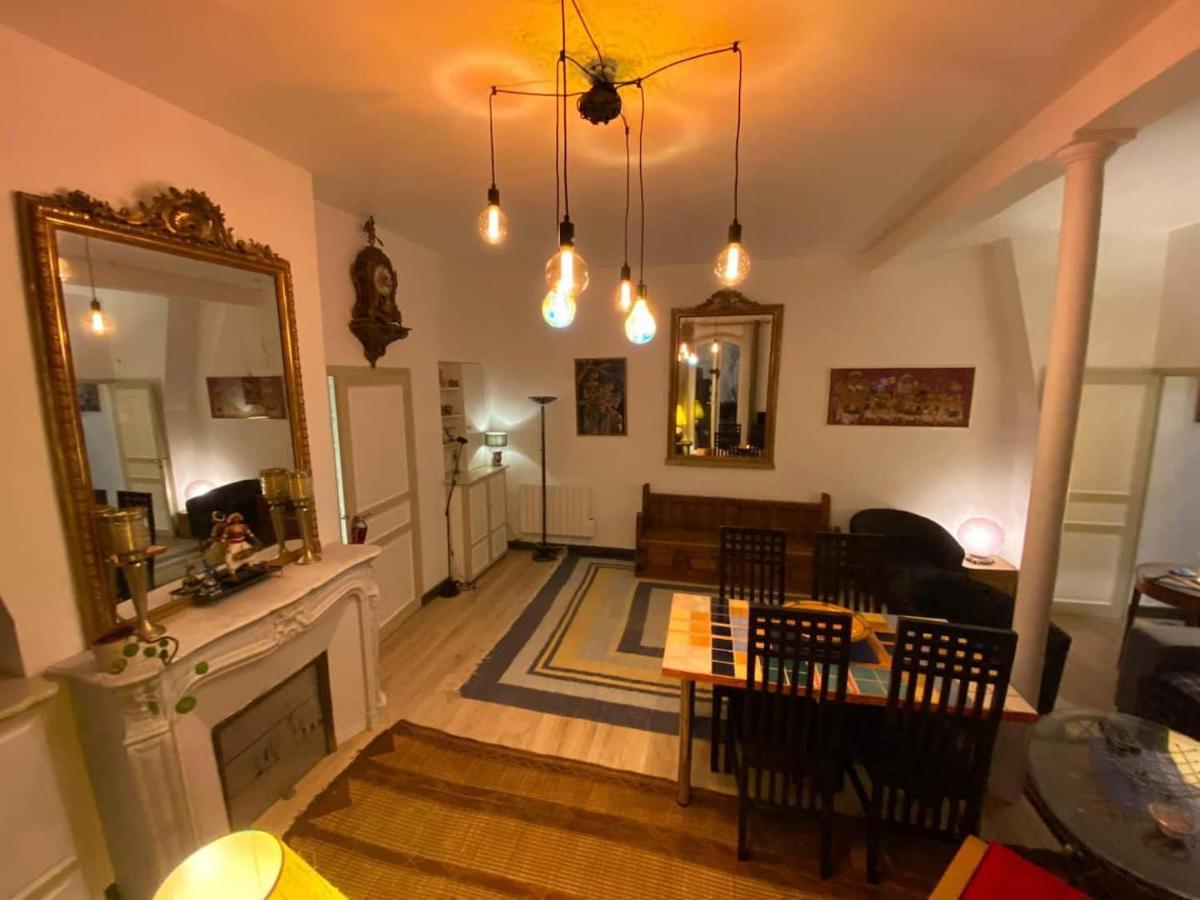 Romantic Apartment In ปารีส ภายนอก รูปภาพ