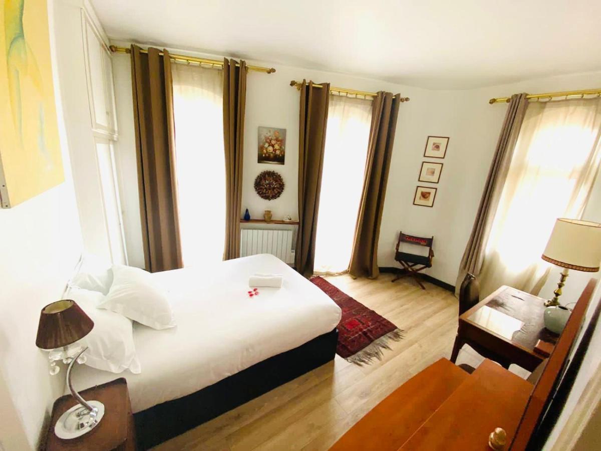 Romantic Apartment In ปารีส ภายนอก รูปภาพ