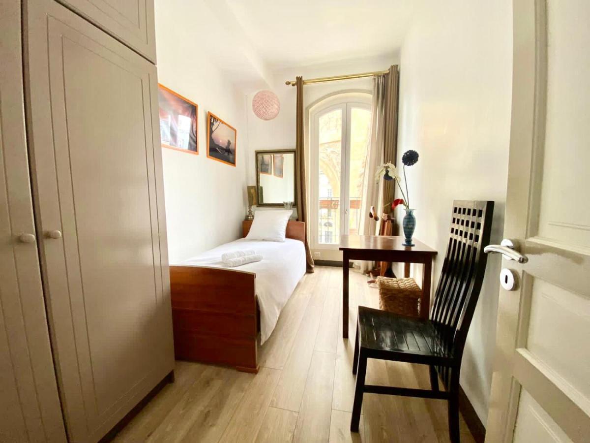 Romantic Apartment In ปารีส ภายนอก รูปภาพ